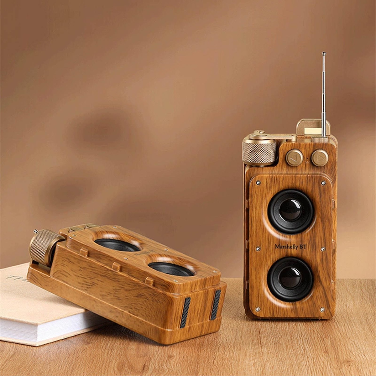 छोटे पोर्टेबल रेट्रो विंटेज लकड़ी रेडियो